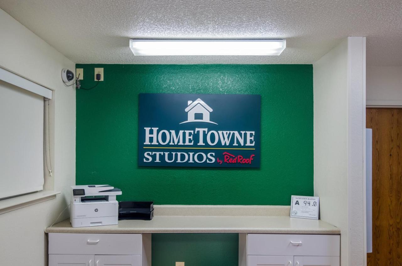Hometowne Studios By Red Roof Winston-Salem - University Pkwy Экстерьер фото